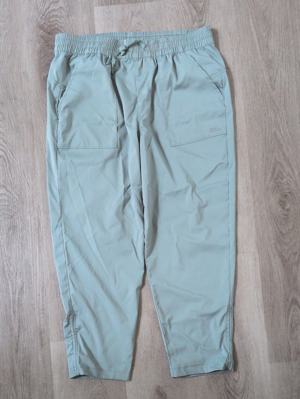 Eddie Bauer Cropped Pants